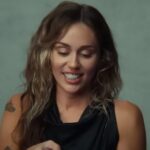 Zvuči naporno Miley Cyrus otkrila da vežba u štiklama
